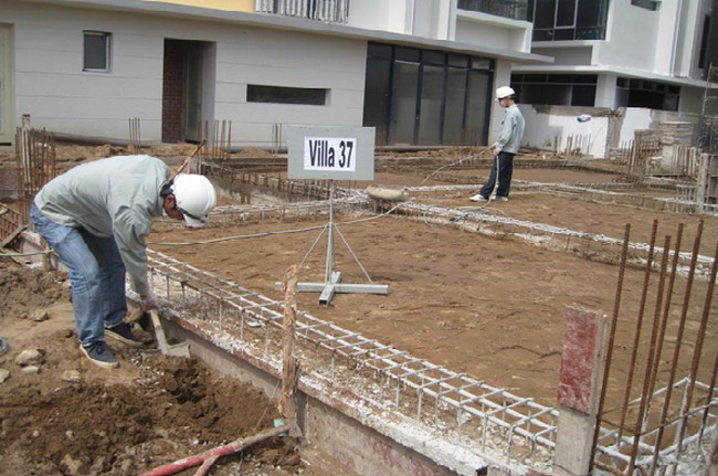 Thay một phần nền nhà bằng cách bổ sung gối cát xây móng nhà cấp 4 trên nền đất yếu